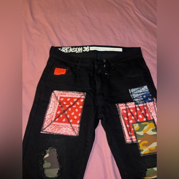 Jeans - Picture 2 of 3